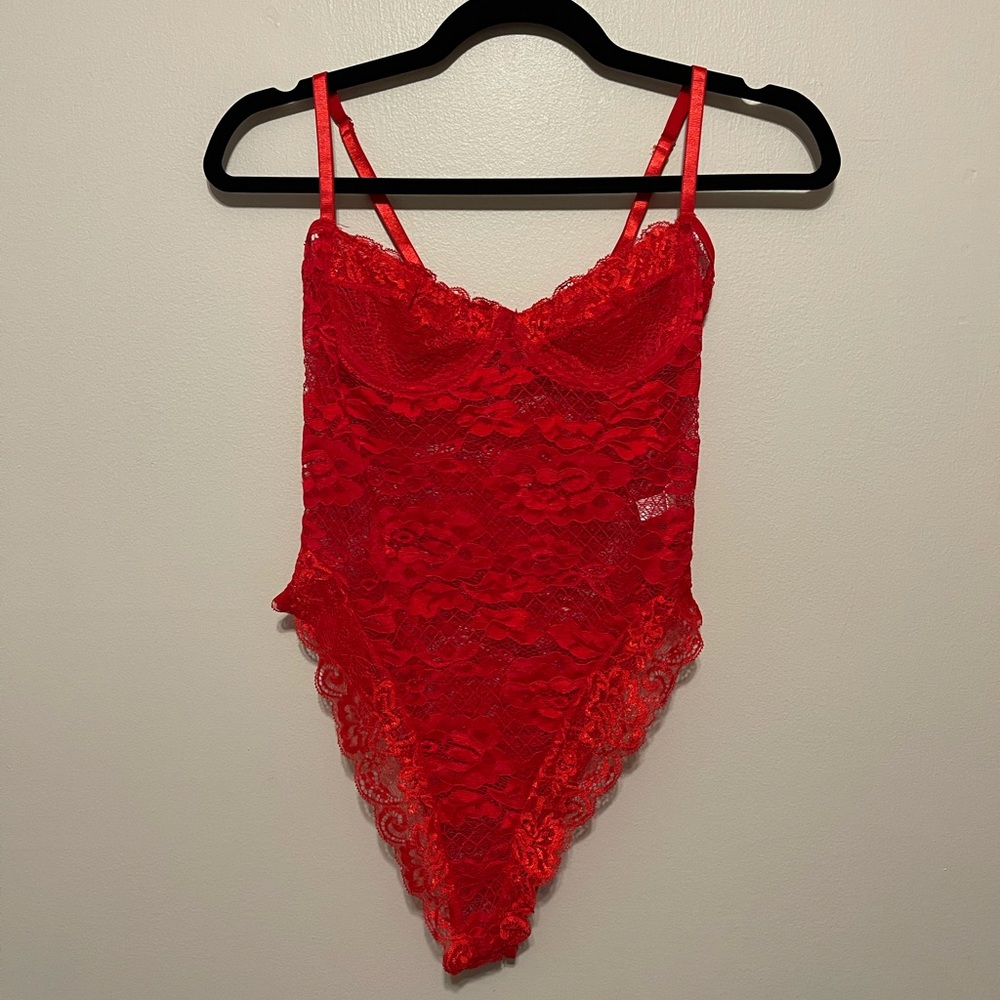 Romwe Lace Bodysuit